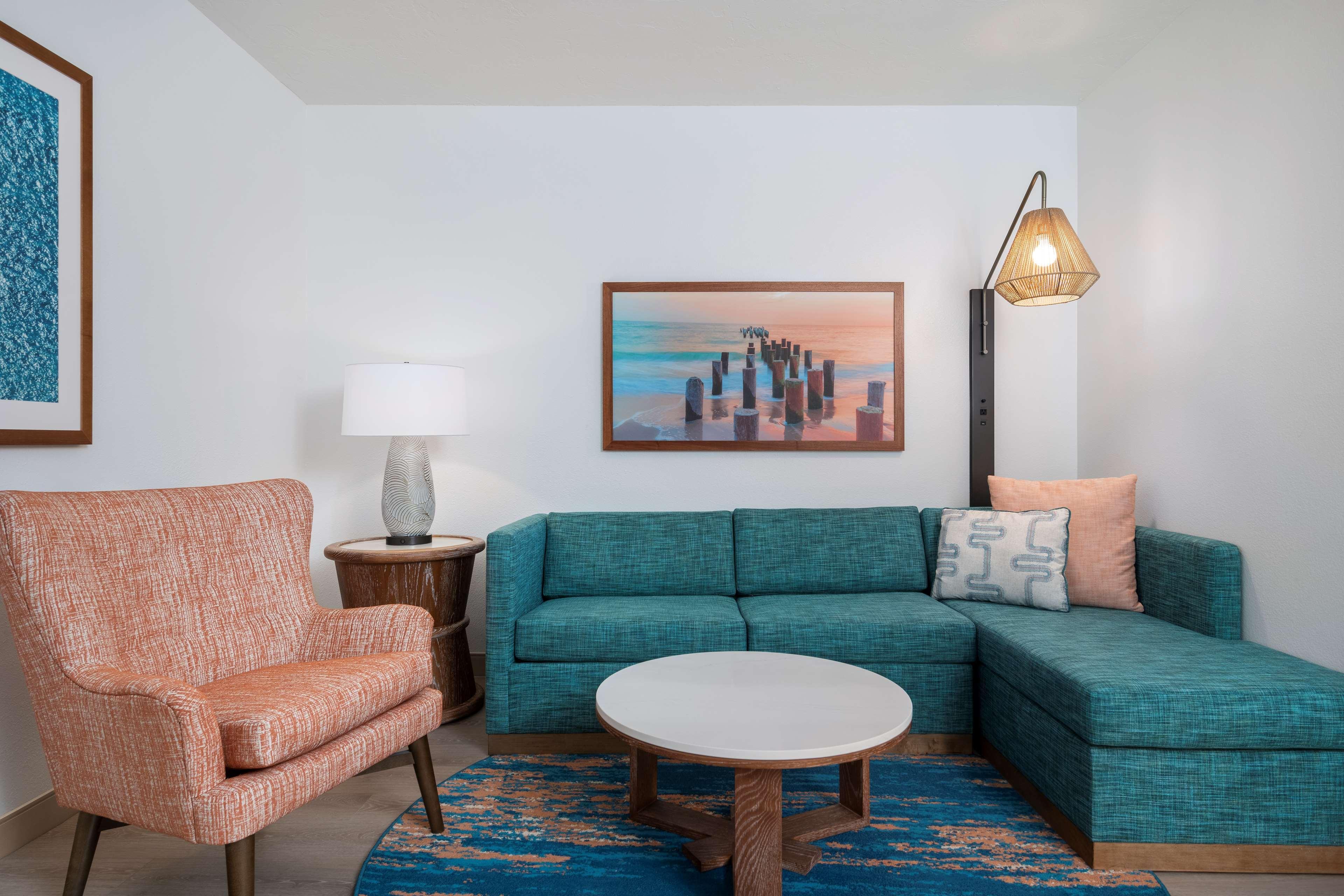 Doubletree Suites By Hilton Naples Naples Park Esterno foto